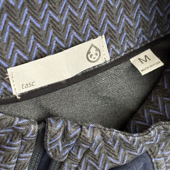 Tasc Performance Men’s 1/4 Zip Pullover Size Medium Blue Slim - Picture 6 of 7